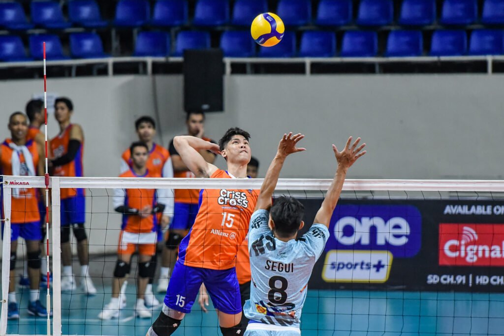 Marck Espejo ignites Criss Cross to a dominant win over VNS-Laticrete, securing their finals spot. [Spikers Turf photo]