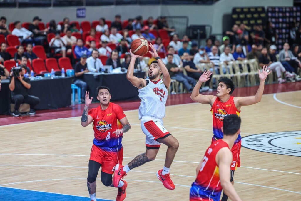 RJ Abarrientos and Japeth Aguilar paced Barangay Ginebra past Phoenix with 25 and 24 points, respectively, as the Gin Kings notched back-to-back wins in the PBA Philippine Cup. (Photo: PBA Images)