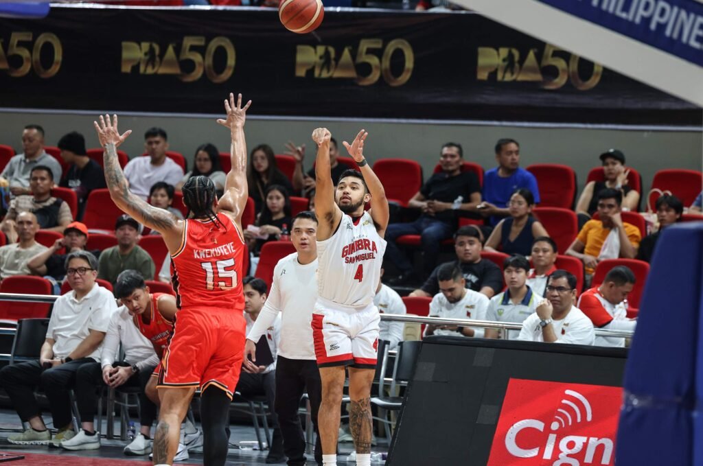 Barangay Ginebra’s RJ Abarrientos goes for a shot during the Kings’ dominant win over NorthPort. [PBA Images]