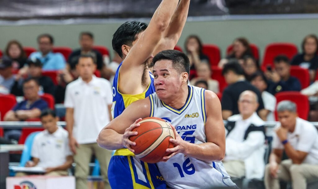 RR Pogoy scores 30 points to lead TNT Tropang 5G to a crucial 89-88 win over Magnolia. [PBA Images]
