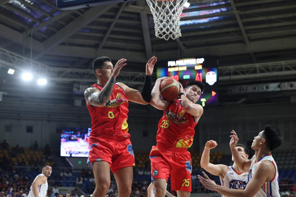 Leonard Santillan leads Rain or Shine with 24 points and 9 rebounds in their comeback win over NLEX. [PBA Images]