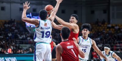 Japeth Aguilar leads Barangay Ginebra to the PBA Philippine Cup semifinals with a 19-point, 13-rebound performance. [PBA Images]
