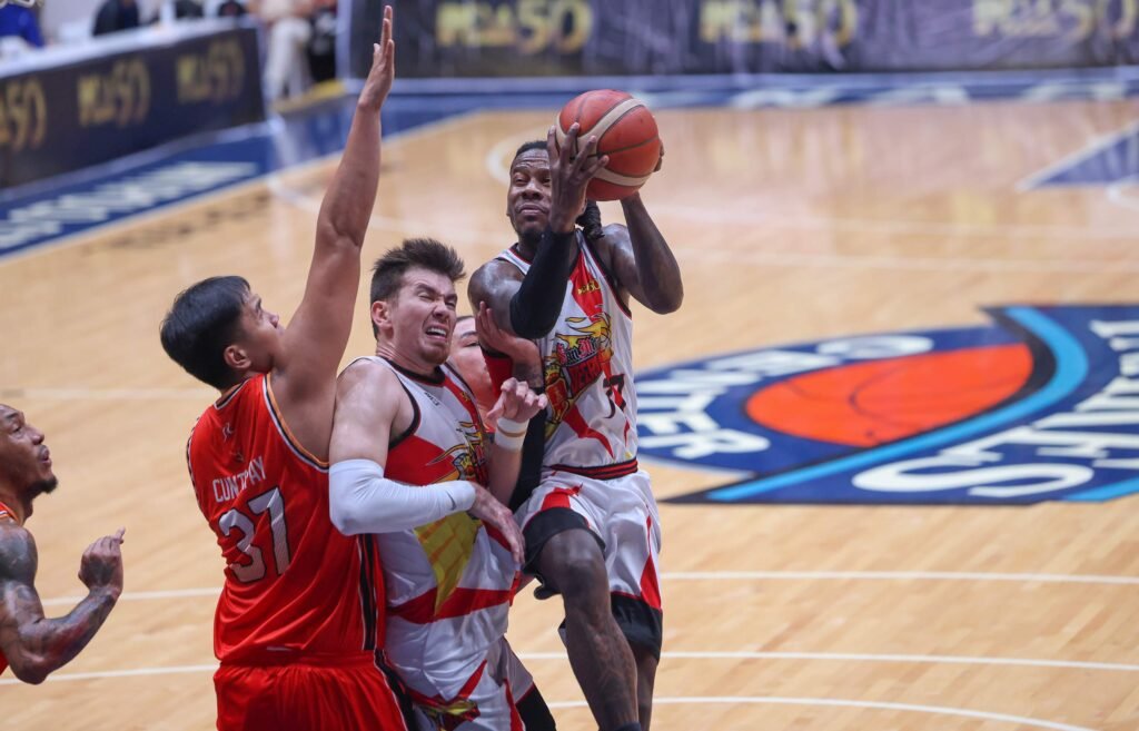 CJ Perez leads SMB’s early charge with 11 first-quarter points against NorthPort [PBA Images]