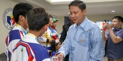PSC chairman Patrick “Pato” Gregorio seen here interacting with athletes [photo credit; Philippine Sports Commission Facebook]