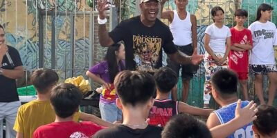Lester Prosper leads the kids in attendance at his outreach in basketball drills in Pandacan, Manila on Tuesday, August 19, 2025. [photo credit: Brian Yalung]