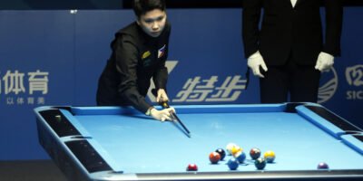Centeno in action against China’s Yu Han during the intense championship match.