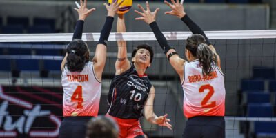 Ara Galang fires the match-winning spike to send Chery Tiggo to the PVL Finals. [PVL Images]