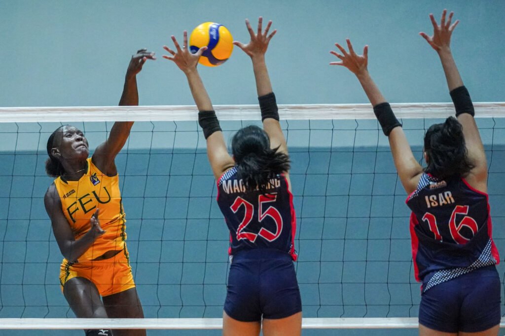 Faida Bakanke leads FEU with 18 points in their bounce-back win. [PVL Images]