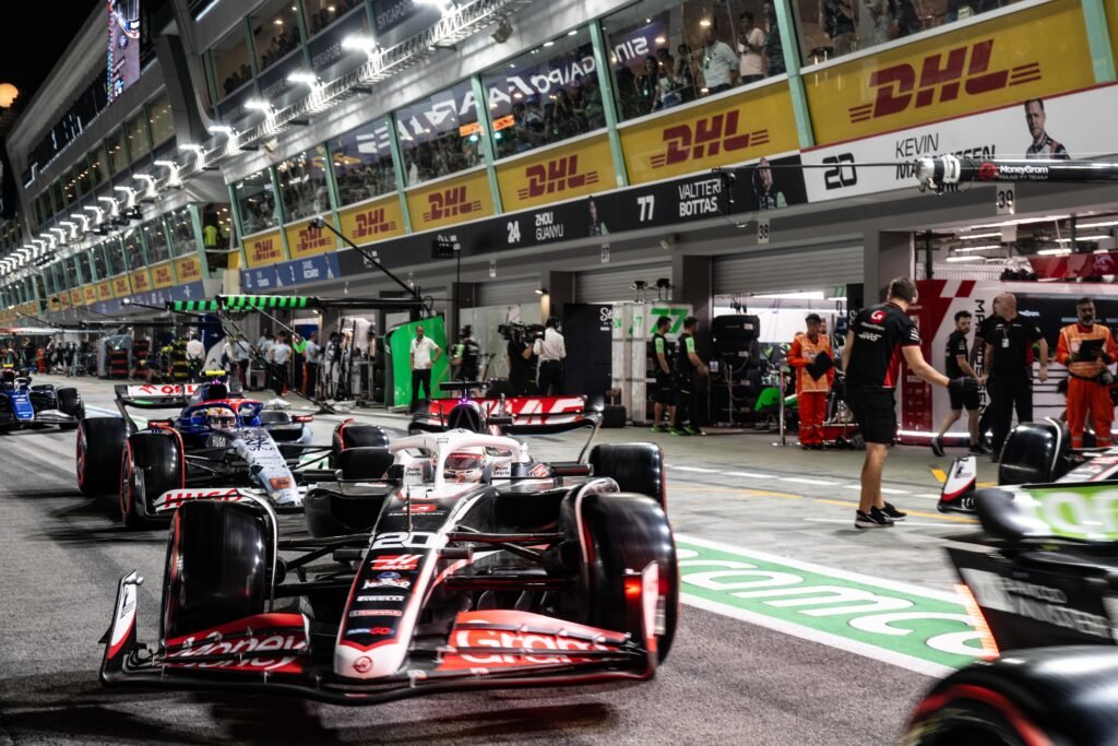 Singapore joins five other circuits selected to stage a Sprint race next season. [photo credit: Singapore GP Pte Ltd]