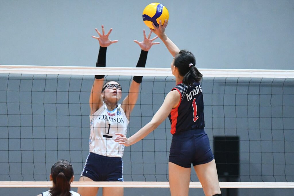 Shaina Nitura and Abby Segui power Adamson past Letran to secure the top semifinal seed. [PVL Images]