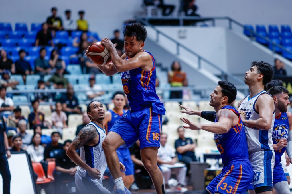 JB Bahio delivers clutch points to seal NLEX’s 89-85 win over Meralco. [PBA Images]
