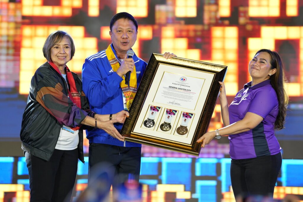 PSC Chairman Pato Gregorio and Batang Pinoy 2025 Project Director Bong Coo conferred Plaque of Appreciation to Mayor Lorelie Pacquiao for General Santos City's successful hosting of the tournament. [PSC photo]