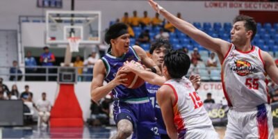 Alec Stockton leads Converge with 22 points in a 128-114 win over Phoenix. [PBA Images]