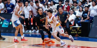 Anton Asistio comes up clutch! Four straight free throws in the final seconds gave Rain or Shine a 112-111 win over Titan Ultra. [PBA Images]