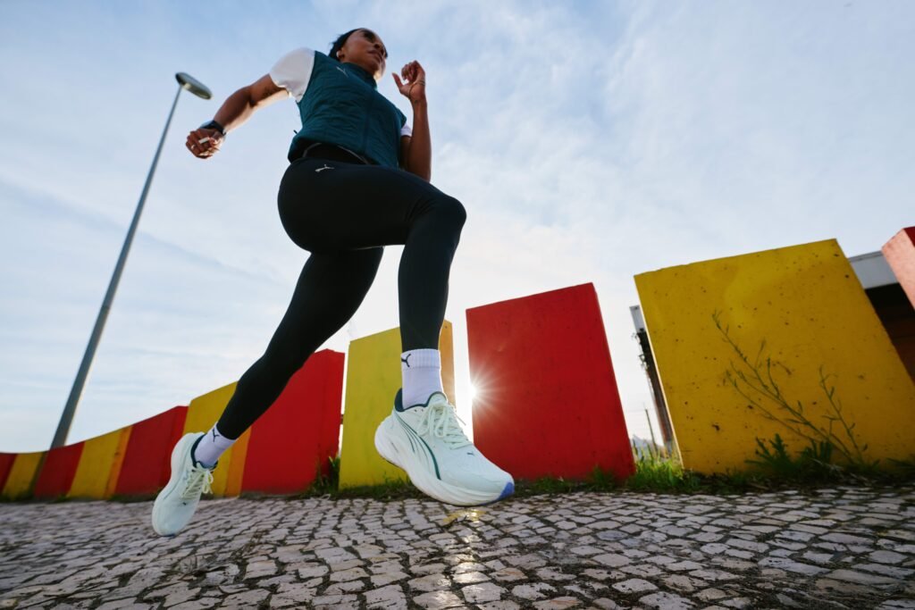 The Velocity NITRO 4 combines everyday versatility with sustainable innovation.