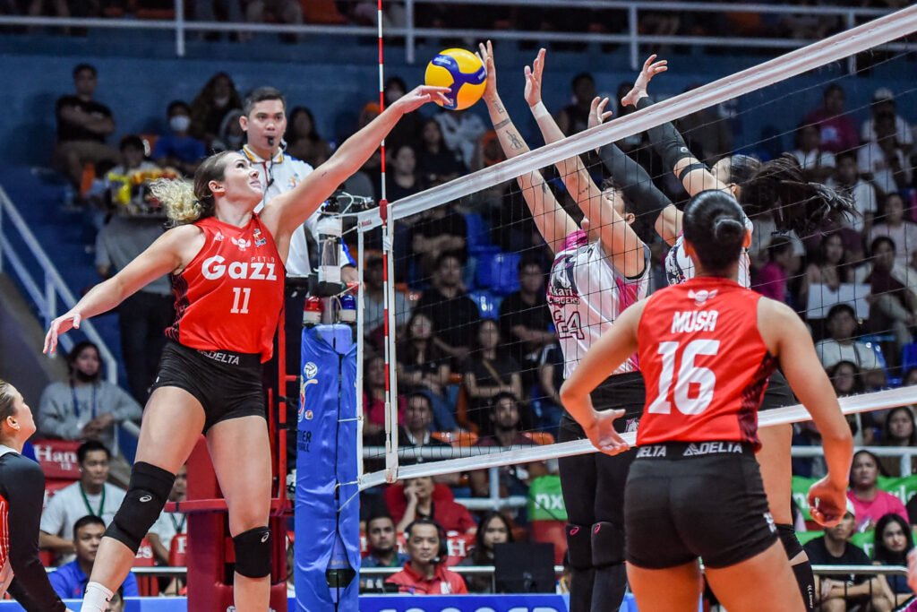Lindsey Vander Weide soars for a decisive spike in Petro Gazz’s five-set victory over Akari. [PVL Images]