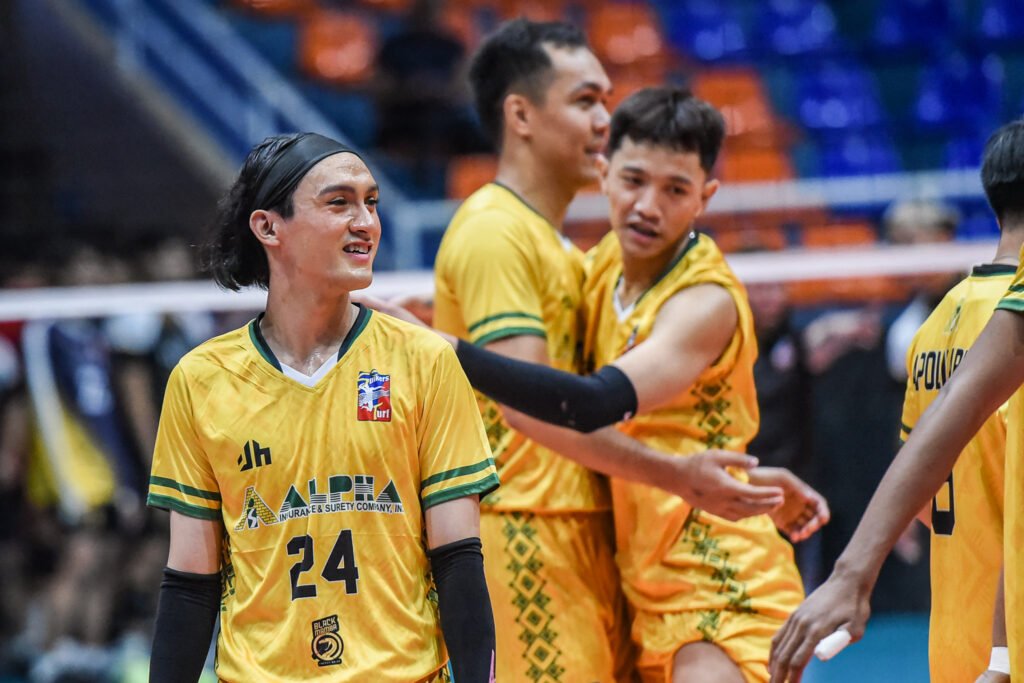 Alpha Insurance celebrates a comeback win in its Spikers’ Turf Invitational opener. [PVL Images]