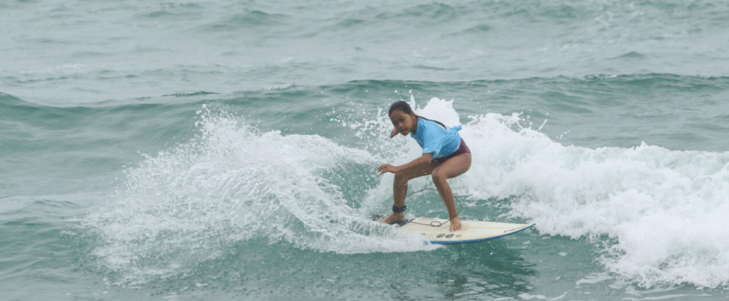 Cathleya Casals rides a wave at Sabang Beach ahead of the Baler International Pro QS 4000. [photo credit: WSL]