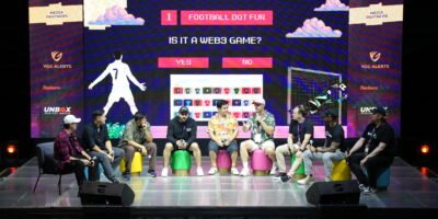 Leading creators discuss industry insights during a live podcast session.