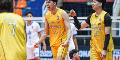 UST-Gameville celebrates a key Spikers’ Turf victory to stay in semifinal contention. [PVL Images]