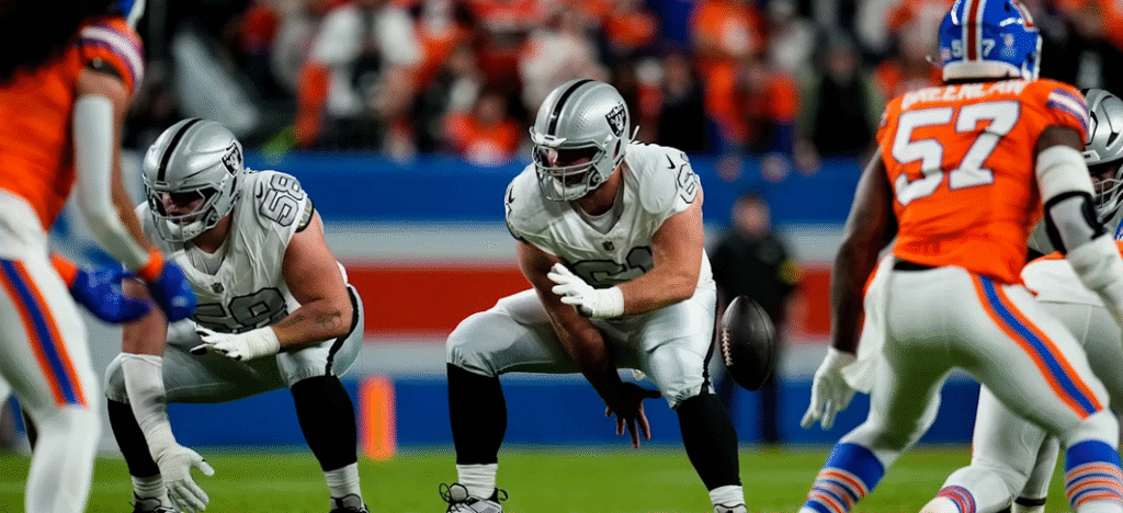 Geno Smith played through a thigh injury to lead the offense. [photo credit: Raiders.com]