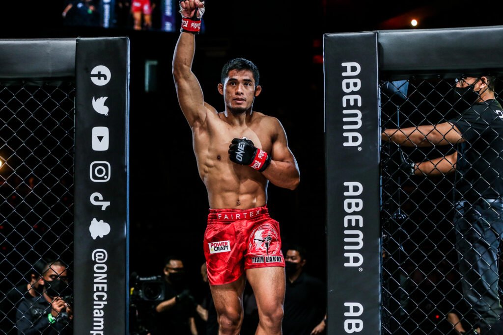 Stephen Loman prepares to enter the Circle during a ONE Championship event. [ONE Championship photo]