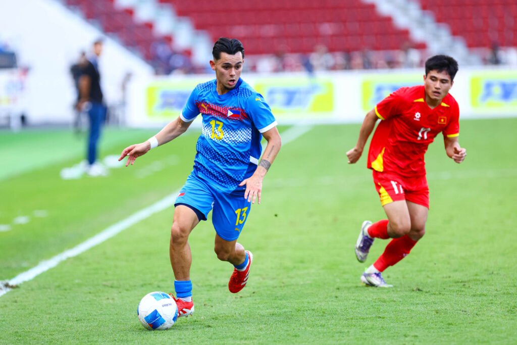 A Philippine player controls the ball during a SEA Games match. [POC Media Pool]