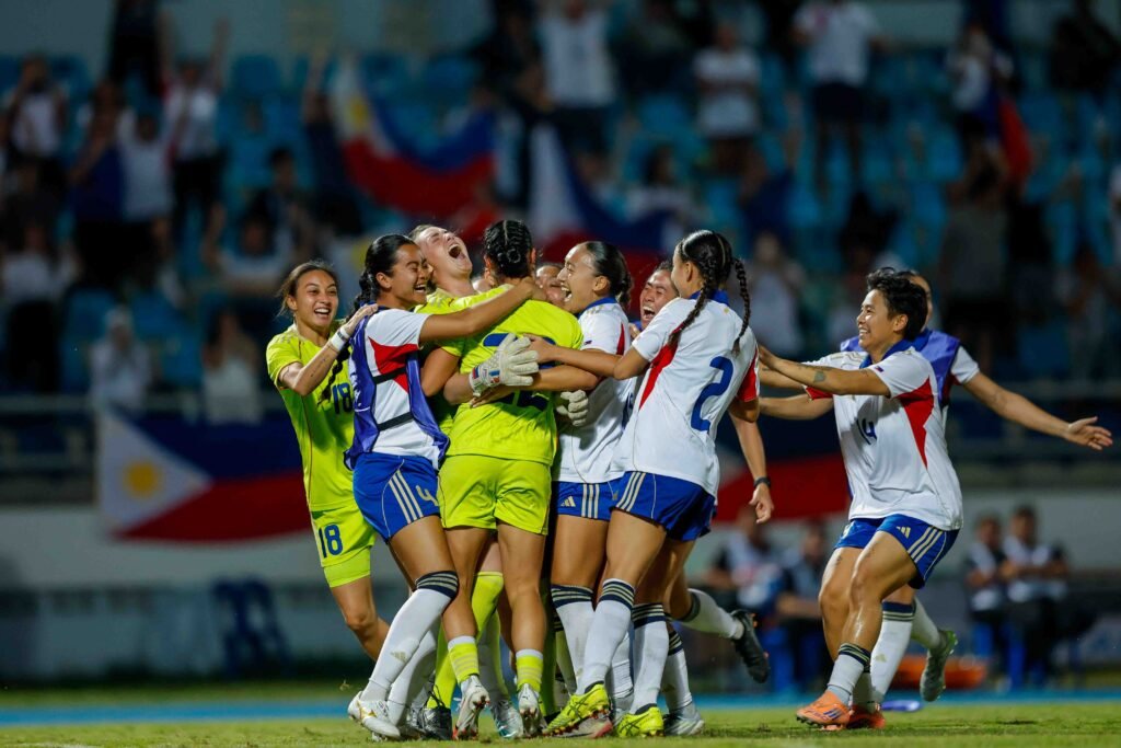 Philippine players celebrate after winning the SEA Games women’s football gold medal in Chonburi. [POC Media Pool]