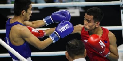 Flint Jara attacks during the boxing final at Chulalongkorn Sports Center. [POC Media Pool]
