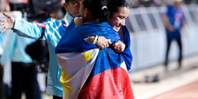 Naomi Marjorie Cesar celebrates after winning gold in the women’s 800 meters at the SEA Games in Bangkok. [POC Media Pool]
