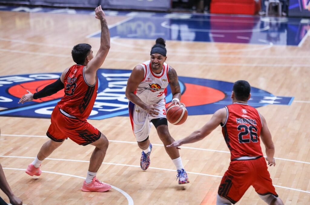 Jason Perkins powers through the lane during Phoenix’s win in the PBA Philippine Cup. [PBA Images]