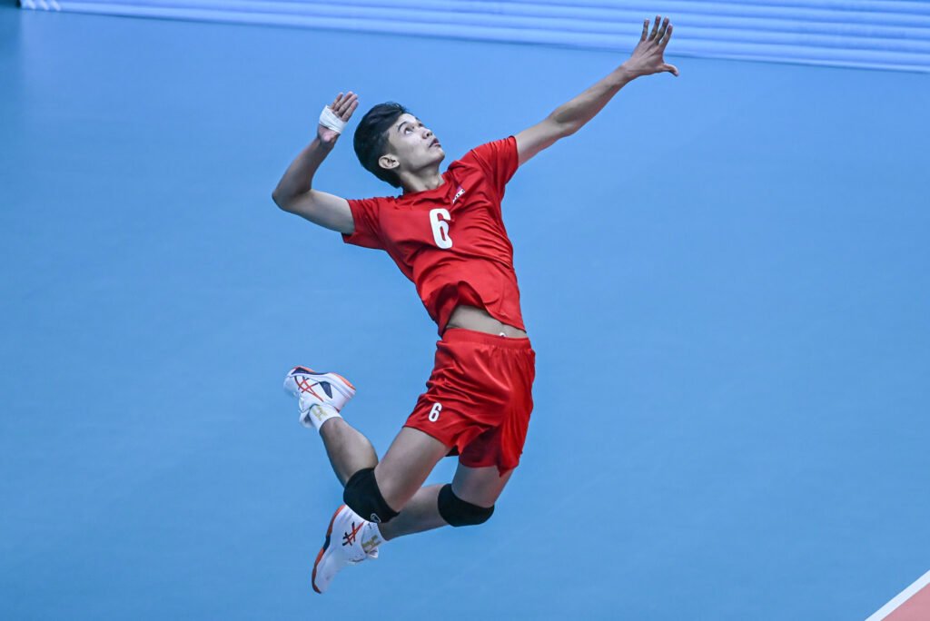 Al-Bukharie Sali powers through Myanmar’s defense for a crucial point. [POC Media Pool]