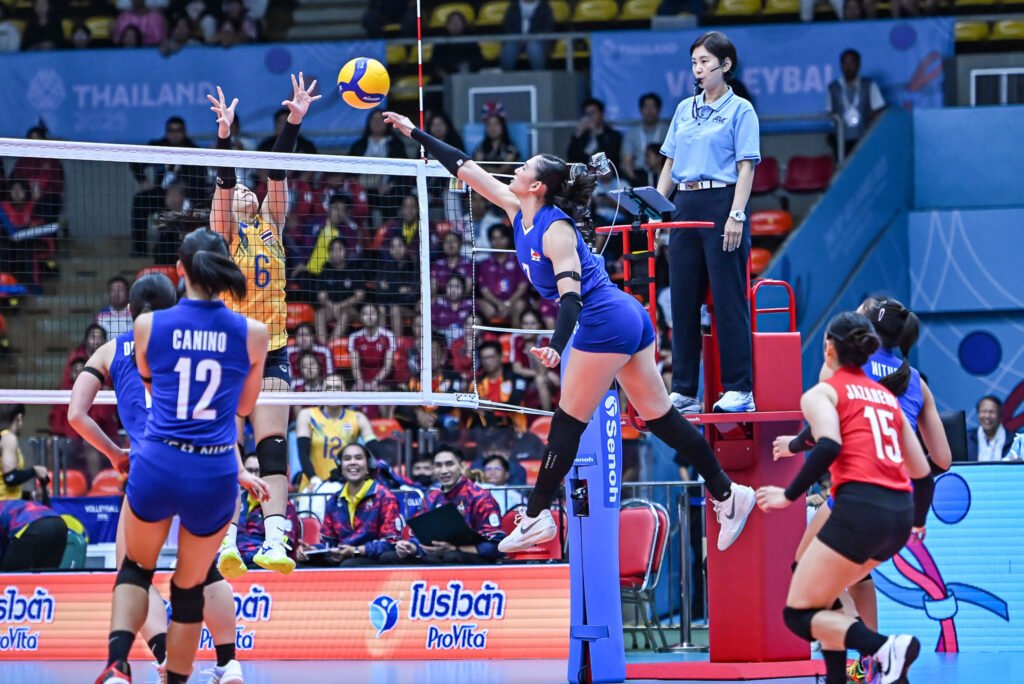 Alas Pilipinas battles hard but falls to Thailand in straight sets to open its SEA Games campaign. [POC Media Pool]