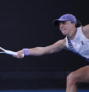 Swiatek rebounds after wild swing to reach Australian Open last 16