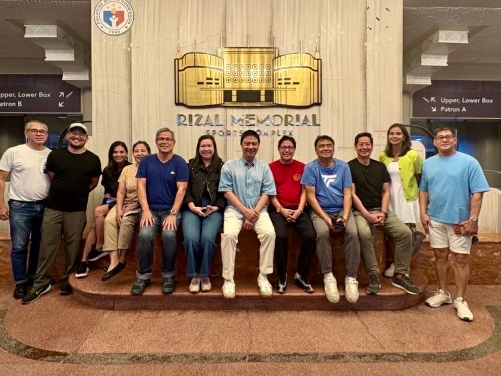 PSC Chairman Patrick Gregorio with Philta officials and Local Organizing Committee [PSC photo]