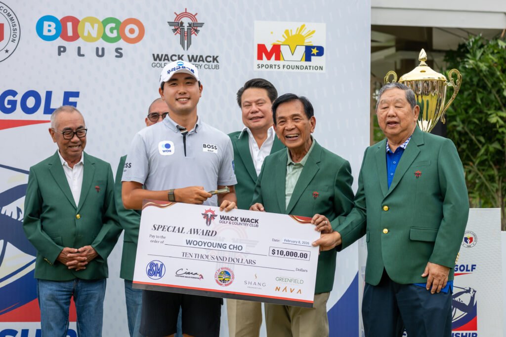 Wooyoung Cho celebrates after securing his first Asian Tour title in Manila. [Asian Tour photo]