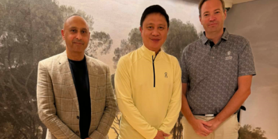 PSC Chairman Patrick Gregorio (center) with Hann Reserve General Manager Tim Neil (right) and Arosco Golf Promotions CEO Jaz Kanth.