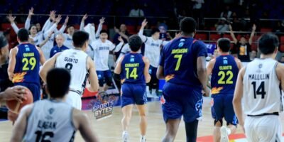 Rain or Shine bench erupts as the record-breaking margin becomes clear late in the game. [photo credit: Peter Baltazar]