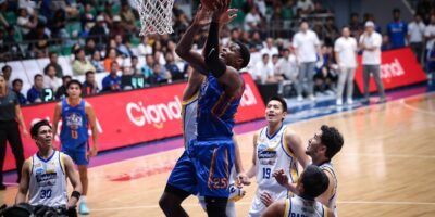 Cady Lalanne powers through the Magnolia defense during NLEX’s win in the PBA Commissioner’s Cup. [PBA Images]