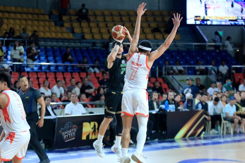 Jenning Leung delivers a career-high performance to lead Macau to victory. [photo credit: Peter Baltazar]