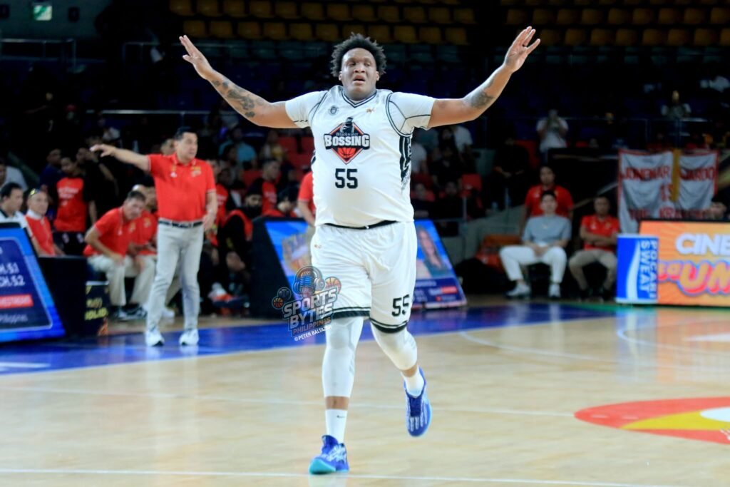 Robert Upshaw during PBA Commissioner’s Cup matchup [photo credit: Peter Baltazar]