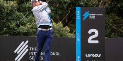 Shugo Imahira battles tough wind conditions to join the lead. [Asian Tour photo]