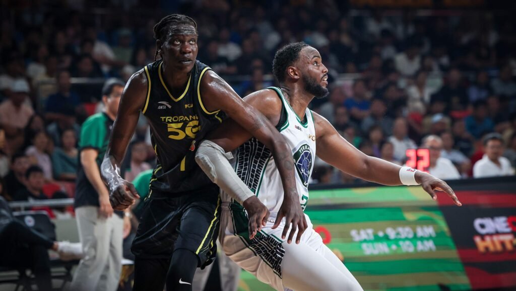 Bol Manute Bol dominates inside with a powerful finish against Terrafirma [PBA Images]