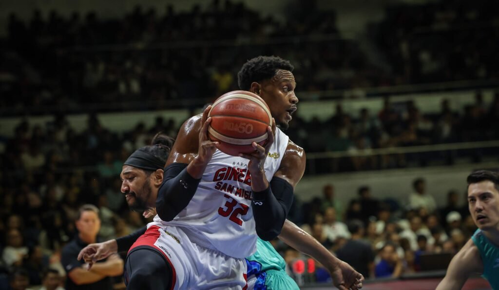 Justin Brownlee leads the charge with a strong all-around performance. [PBA Images]