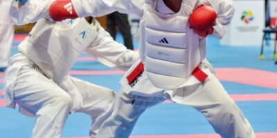Francis Erl Jud Abundo connects with a punch to Brunei's Azlee Khairi bin Wan Zuraimi 7-0 to rule the under-14 male kumite -40-kilogram class of the Karare One-Youth League tournament yesterday at the SM Mall of Asia in Pasay City. [PSC photo]