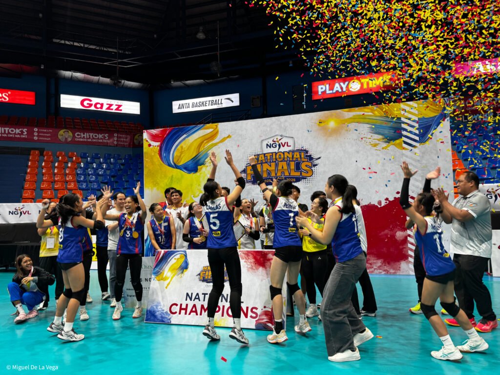 UST’s young volleyball stars shine during the NGVL under-16 finals. [photo credit: Miguel Dela Vega]
