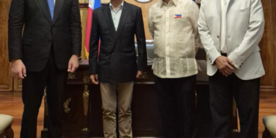 President Ferdinand R. Marcos Jr. receives Olympic Council of Asia president Sheikh Joaan bin Hamad Al-Thani (left) with POC president Abraham “Bambol” Tolentino and PSC chairman Patrick Gregorio. [PCO photo]