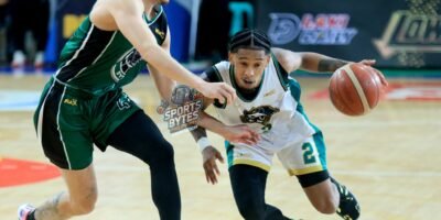Injured stars De'Vondre Perry and Damien Chongqui combined for 63 points as Macau rallied to beat Terrafirma in the PBA Governors' Cup. [photo credit: Peter Baltazar]
