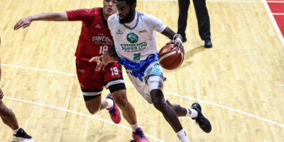 Robert Johnson helped Phoenix remain unbeaten in the PBA Governors' Cup with a win over Barangay Ginebra. [PBA Images]