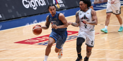 Chris Newsome delivered in crunch time as Meralco escaped Blackwater's furious comeback [PBA Images]